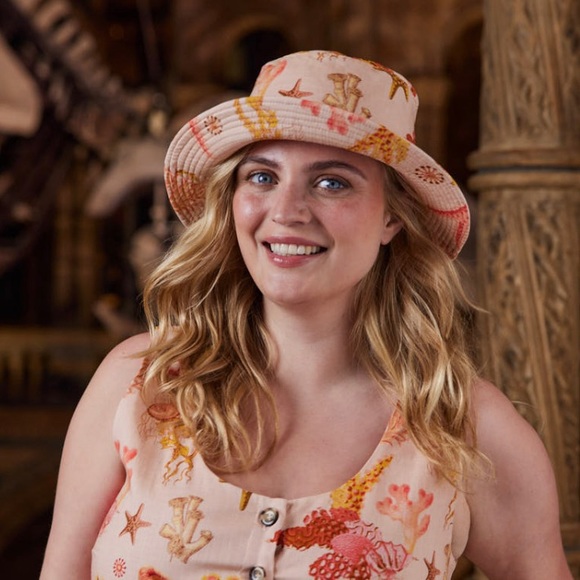 Joanie Accessories Natural History Museum X Joanie Alan Coral Print